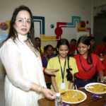 Free Art, Drama Workshops for Slum Kids: Smita Thackeray’s New Initiative