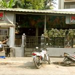 Businessman and Producer Ronnie Rodrigues Raises Alarm Over Illegal Liquor Service to Minors at Mumbai’s Hop Kitchen & Bar